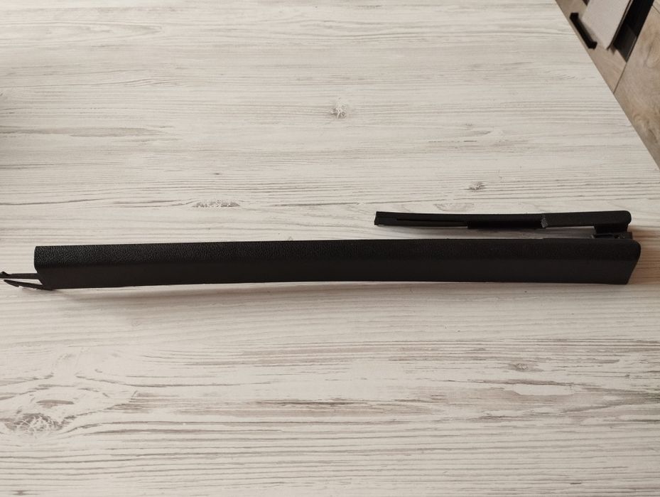 Накладка направляючої сидіння пластик сидіння Audi Q7 Touareg Cayenne