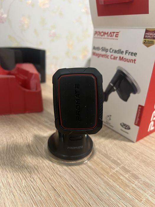 Магнітний автотримач для телефона