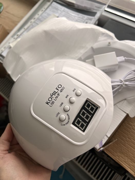 Лампа для манікюру