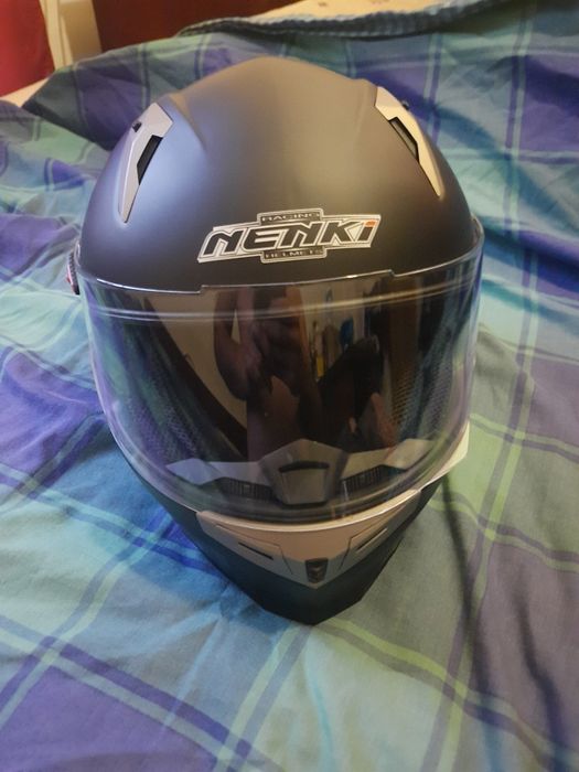 Продам шлем. Абсолютно новый.