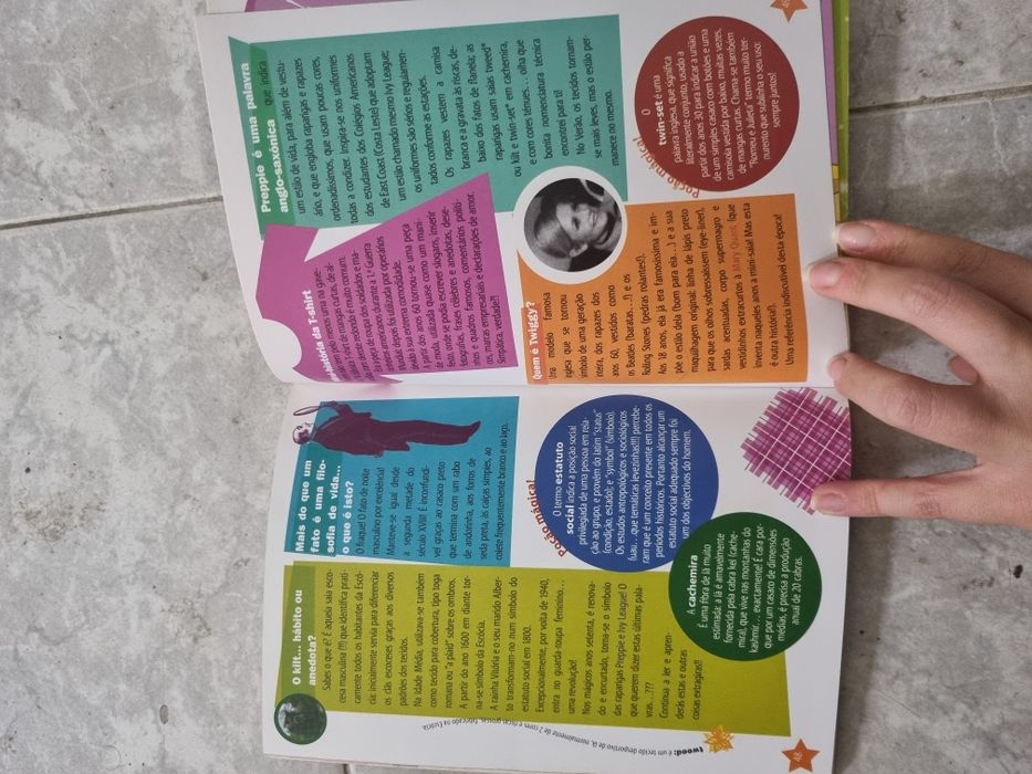 Livro Crianças - Winx