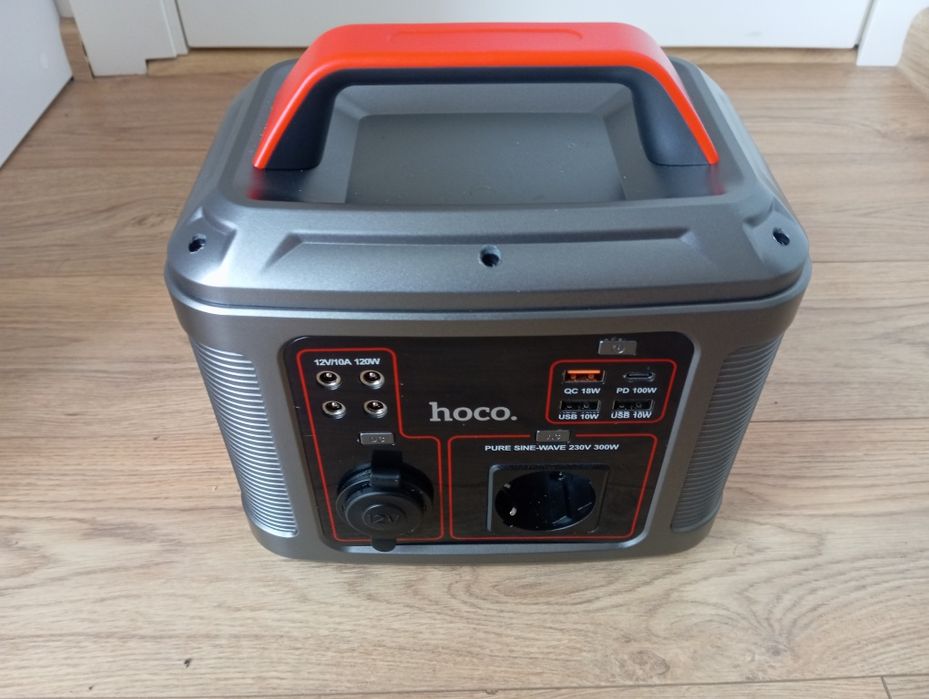 Зарядна станція 80ah з роз'ємом для розетки