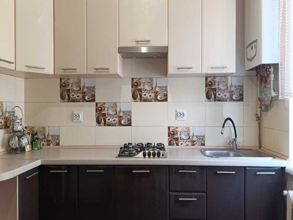 Шикарний будинок в місті. Ціна - якість. Ремонт. Гарний під'їзд.