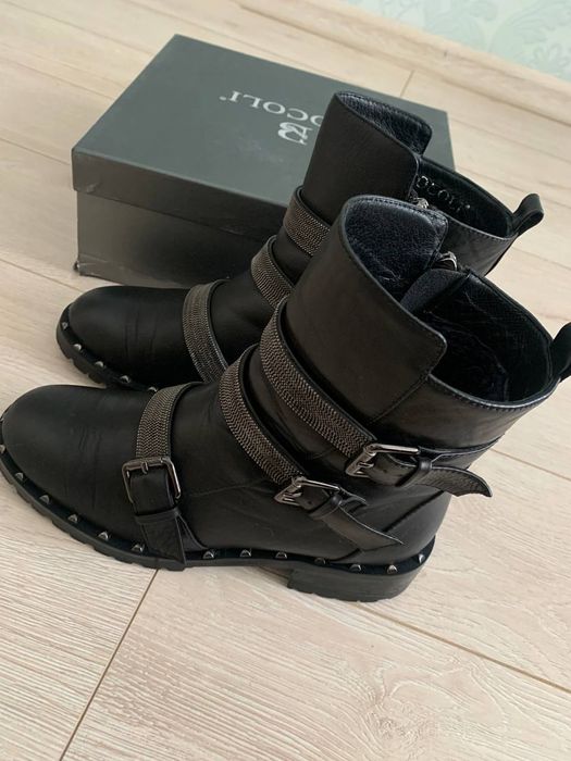 Зимові черевики, жіночі