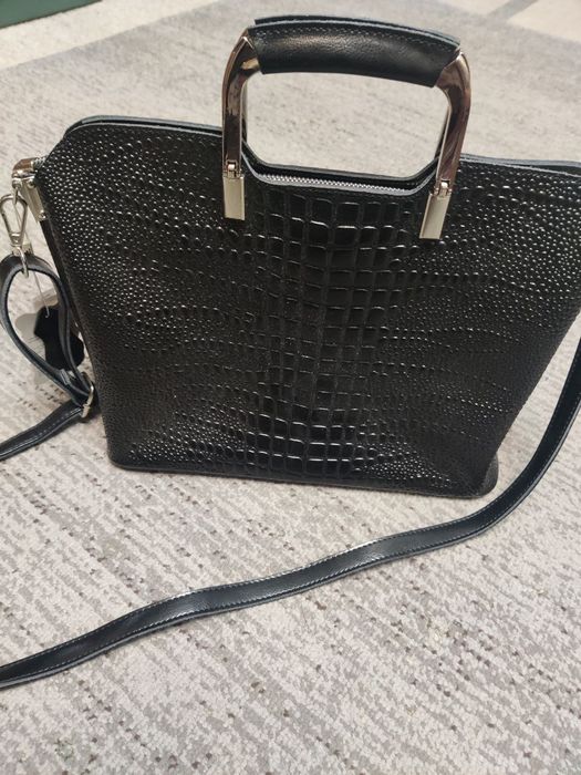 Жіноча шкіряна сумка