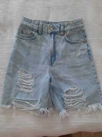 Jasnoniebieskie jeansowe szorty H&M z dziurami r. 32