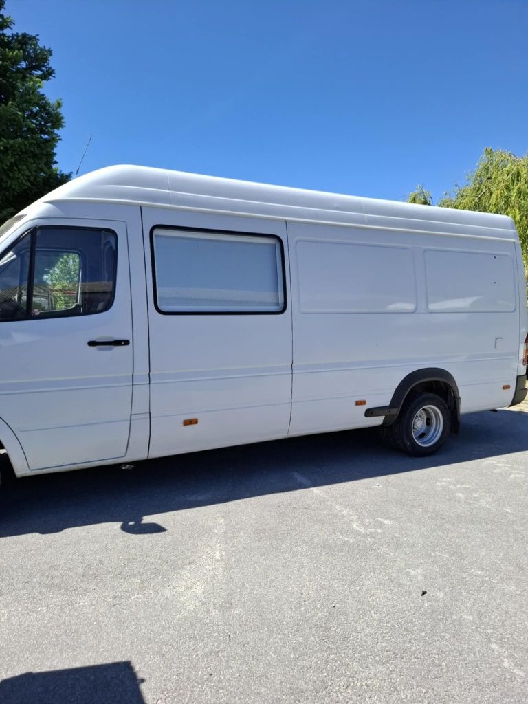 Autocaravana mercedes sprinter long adpatada