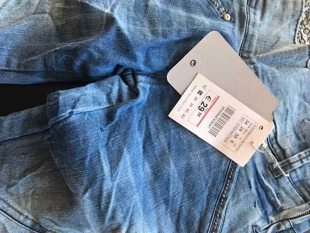 3 Jeans Novos Berska com etiquetas Originais total 10 Euros