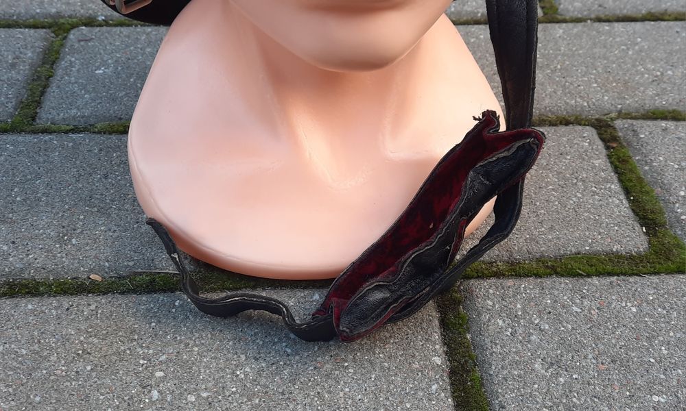 Milicja stary kolekcjonerski kask milicja wz 83 zomo ormo kask prl mo