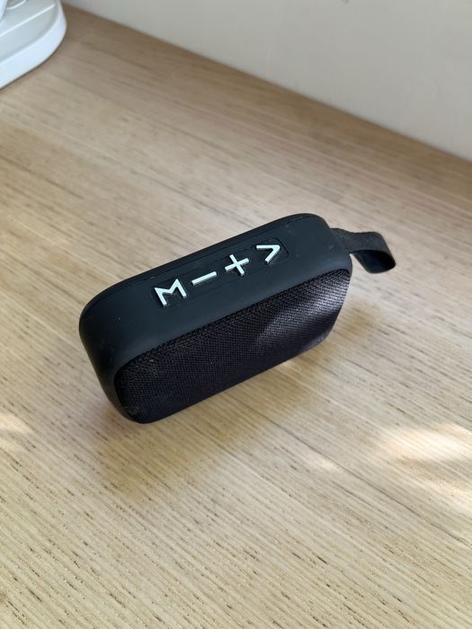 Coluna de musica barata