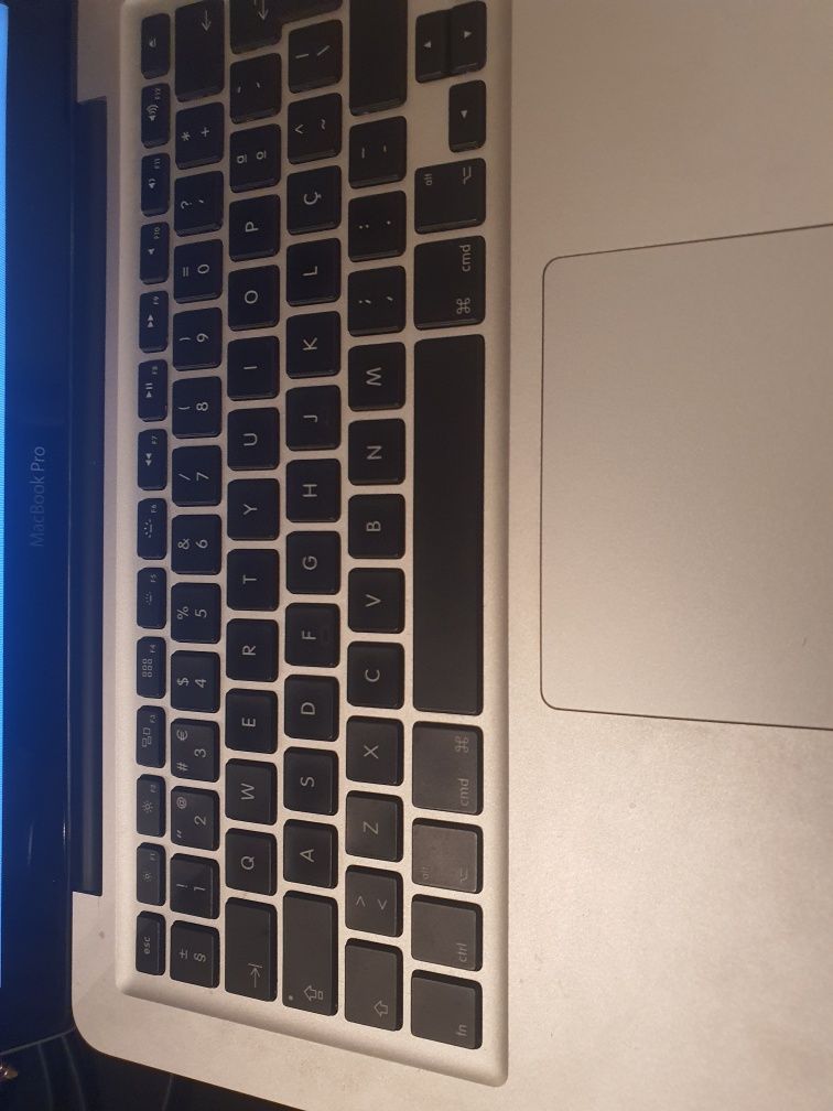 Apple macbook pro