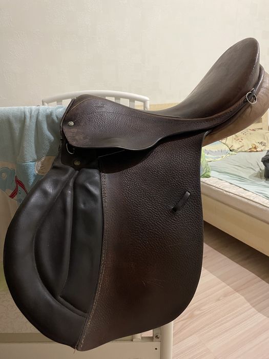Немецкое седло для лошади