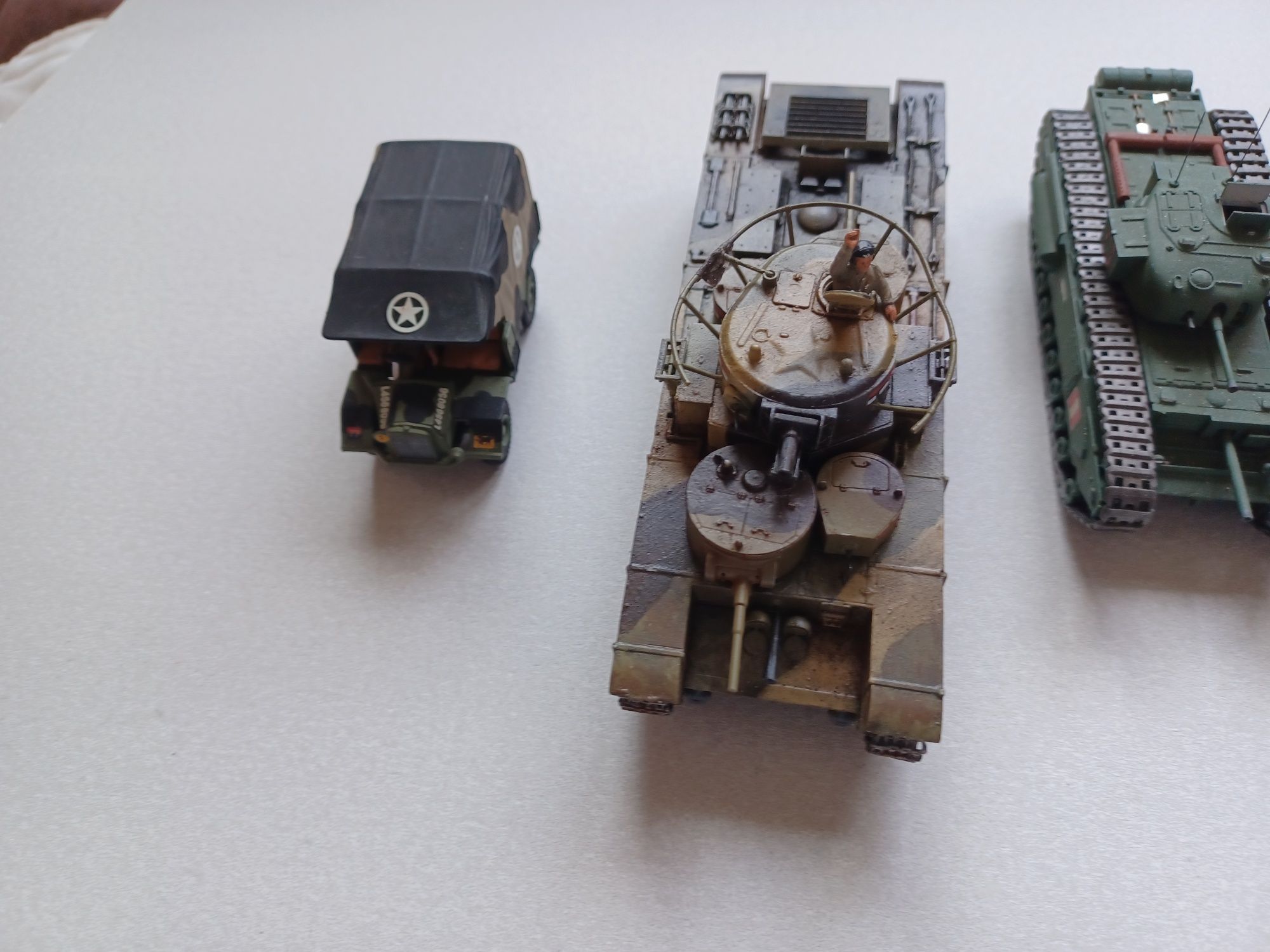 Sprzedam modele w skali 1/72