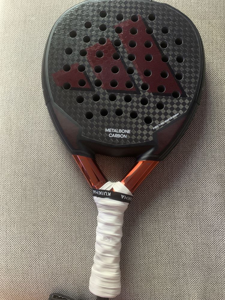 Raquete de padel Adidas Metalbone Carbon 2024