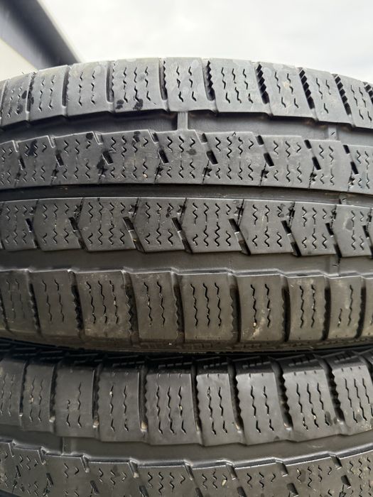 215/65/16c Nexen Winguard WT1