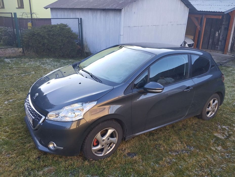 Peugeot 208