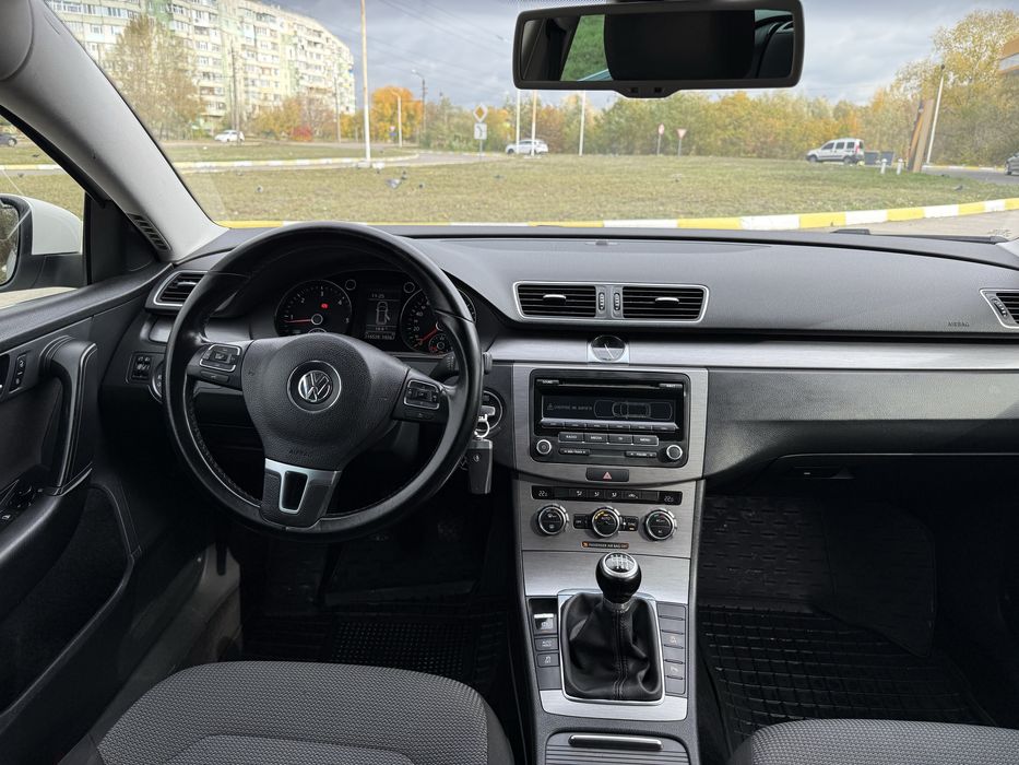 Passat B7 Не фарбований