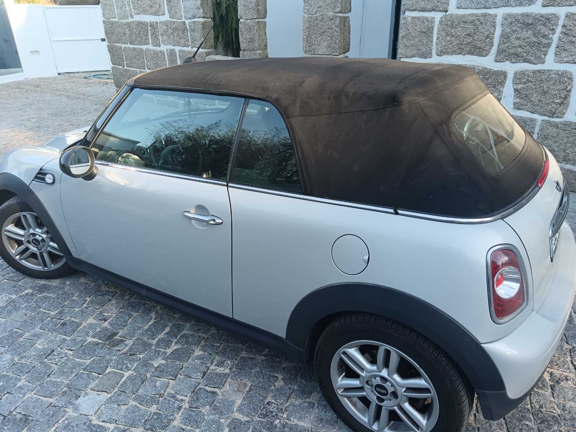 Venda particular - Mini cooper cabrio Diesel de 2014