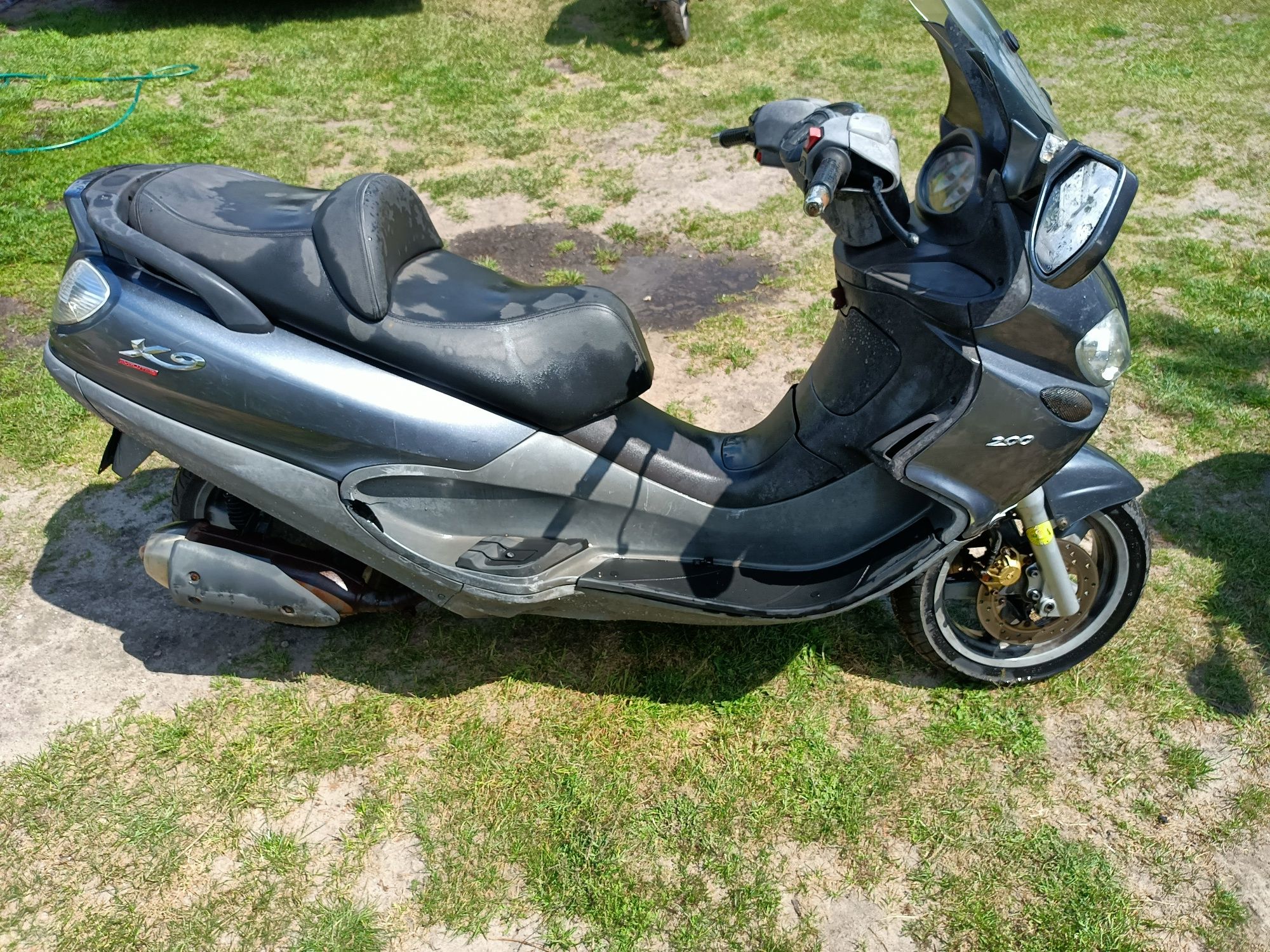 Piaggio x 9 200 4t na części