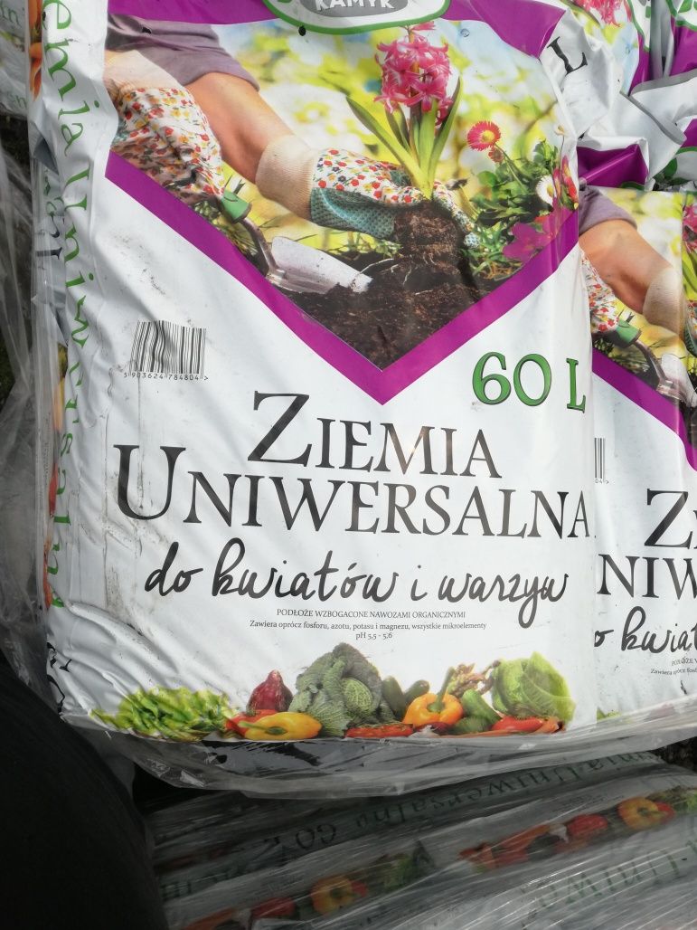 Ziemia uniwersalna ogrodowa