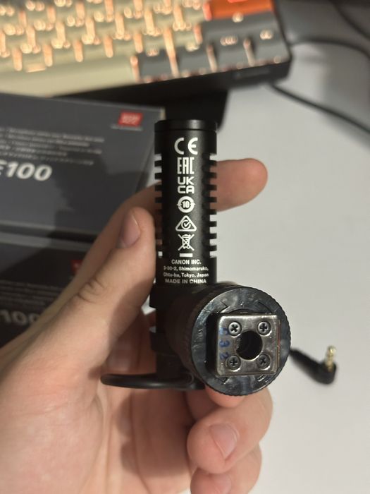 Мікрофон canon dm-e100 класний з комплекту новий