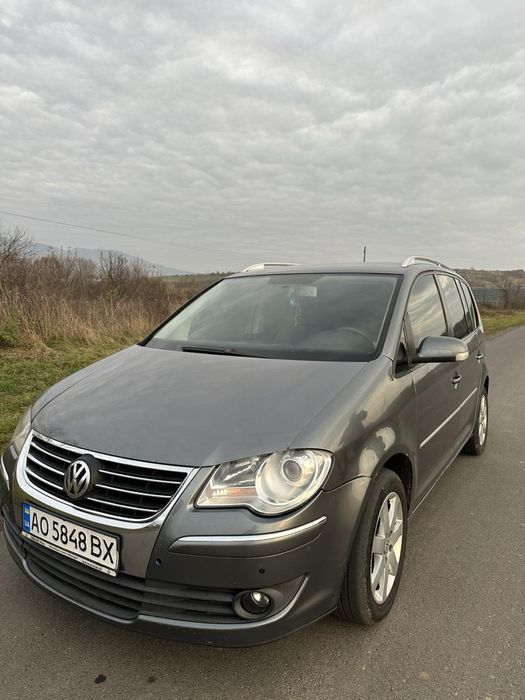 Фольцваген Тоуран 2007р 7ми місний 2.0 д