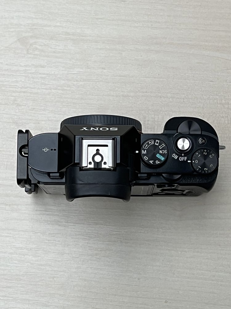 Продам Sony a7r + комплект