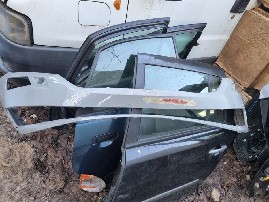 Skoda Fabia III 3 Błotnik Lewy Przód Lewy Przedni Zderzak Przod Drzwi