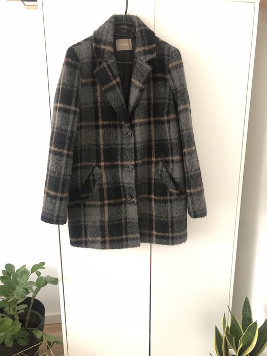 Płaszcz wełniany w krate Reserved