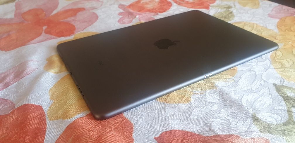 Apple Ipad 3 air 10.5 3gb 64gb 2019 Space Grey