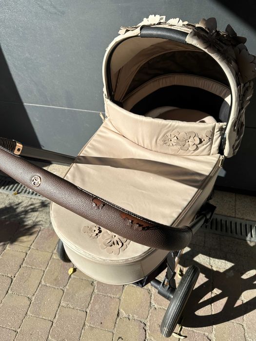 Wózek Cybex Priam beżowy Kwiatki spacerówka Gondola adapter fotelik