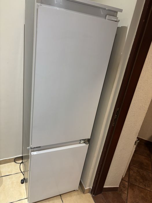 Lodowka do zabudowy Whirpool Art 6600