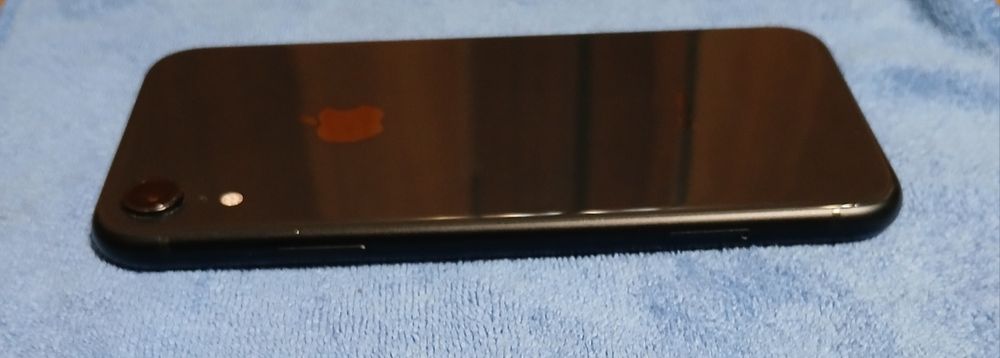 iPhone XR  256 gb на 2 сім карти