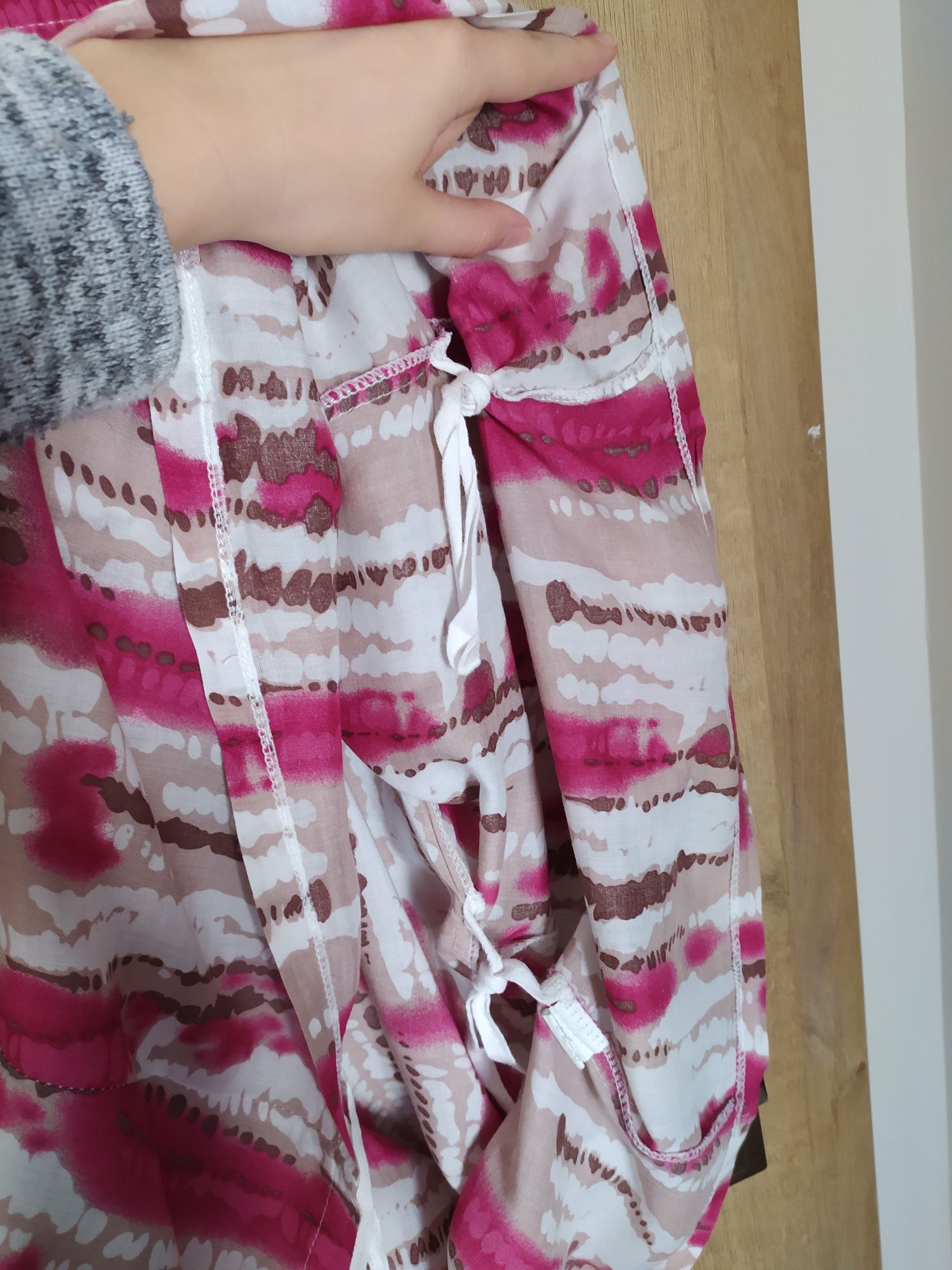 Letnia sukienka rozm. M asymetryczny dół