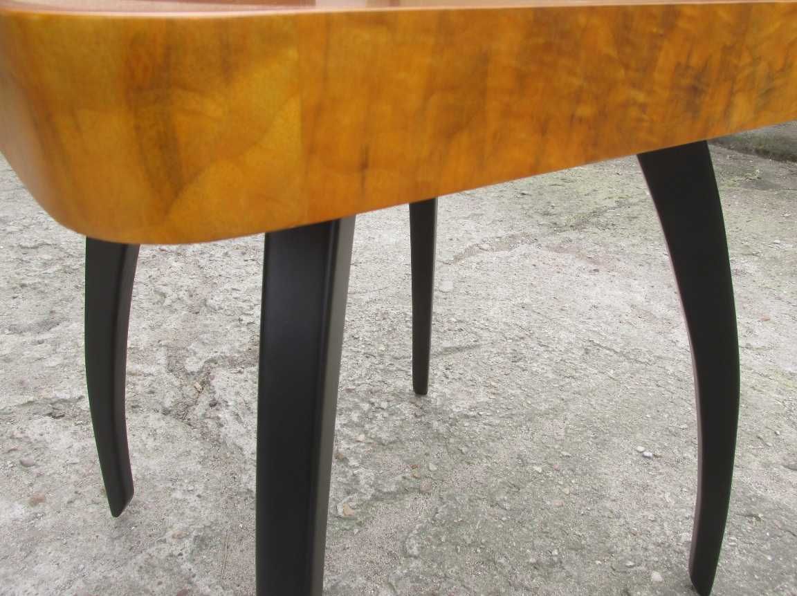 Stolik kawowy Art Deco Halabala H-259 orzech 64x64