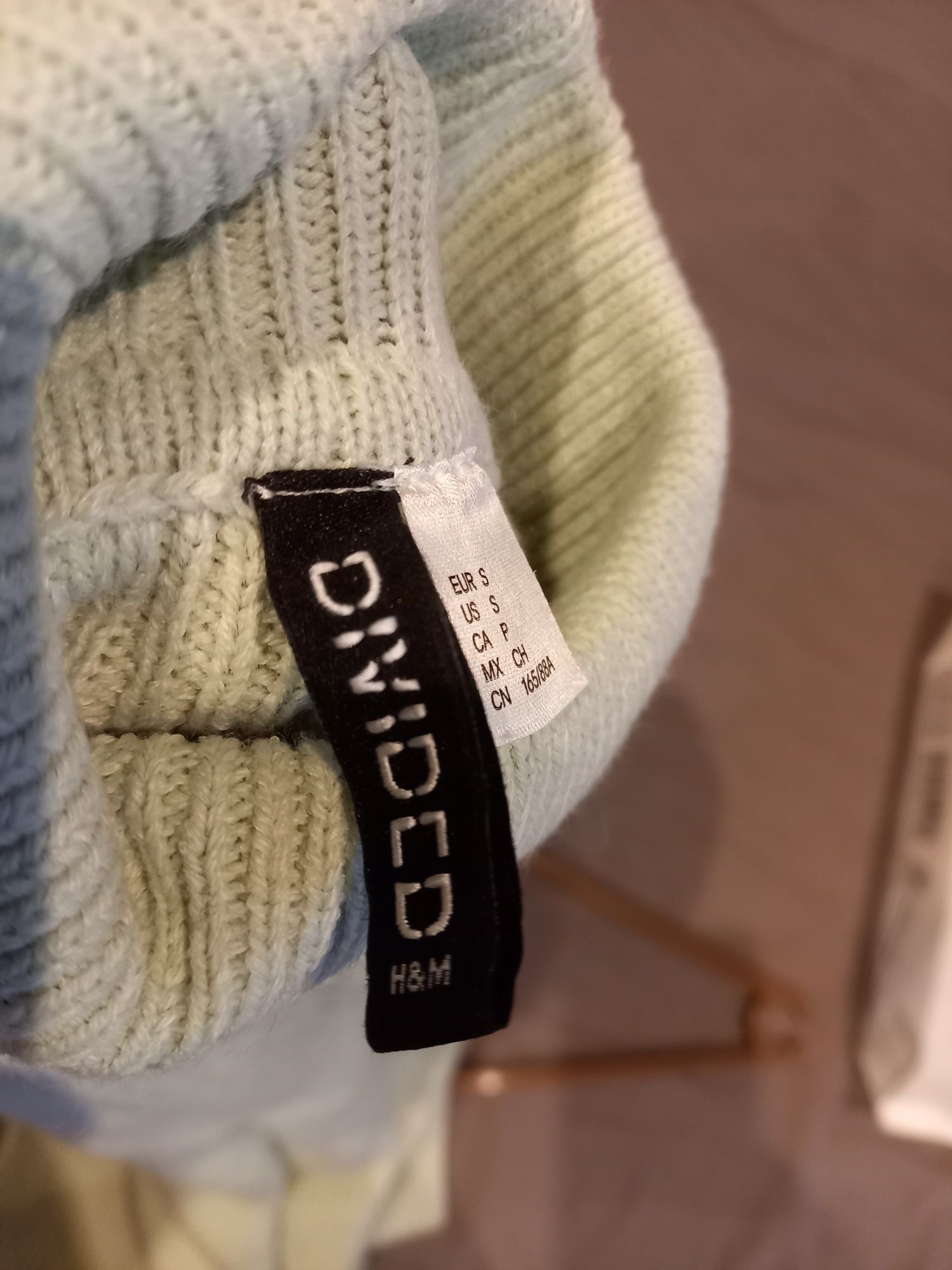 Sweterek h&m z golfem s