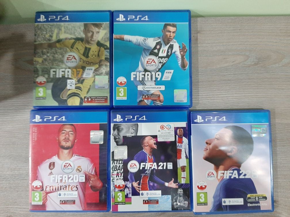 Zestaw gier fifa ps4