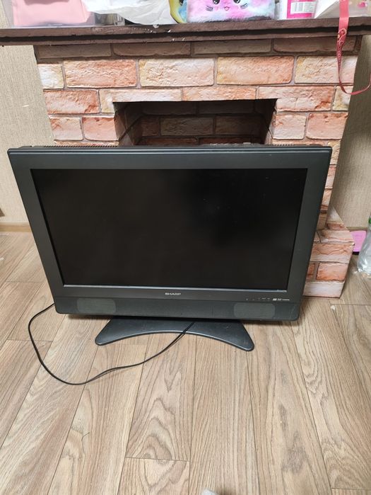 Телевізор Sharp 31дюйм бу 600грн