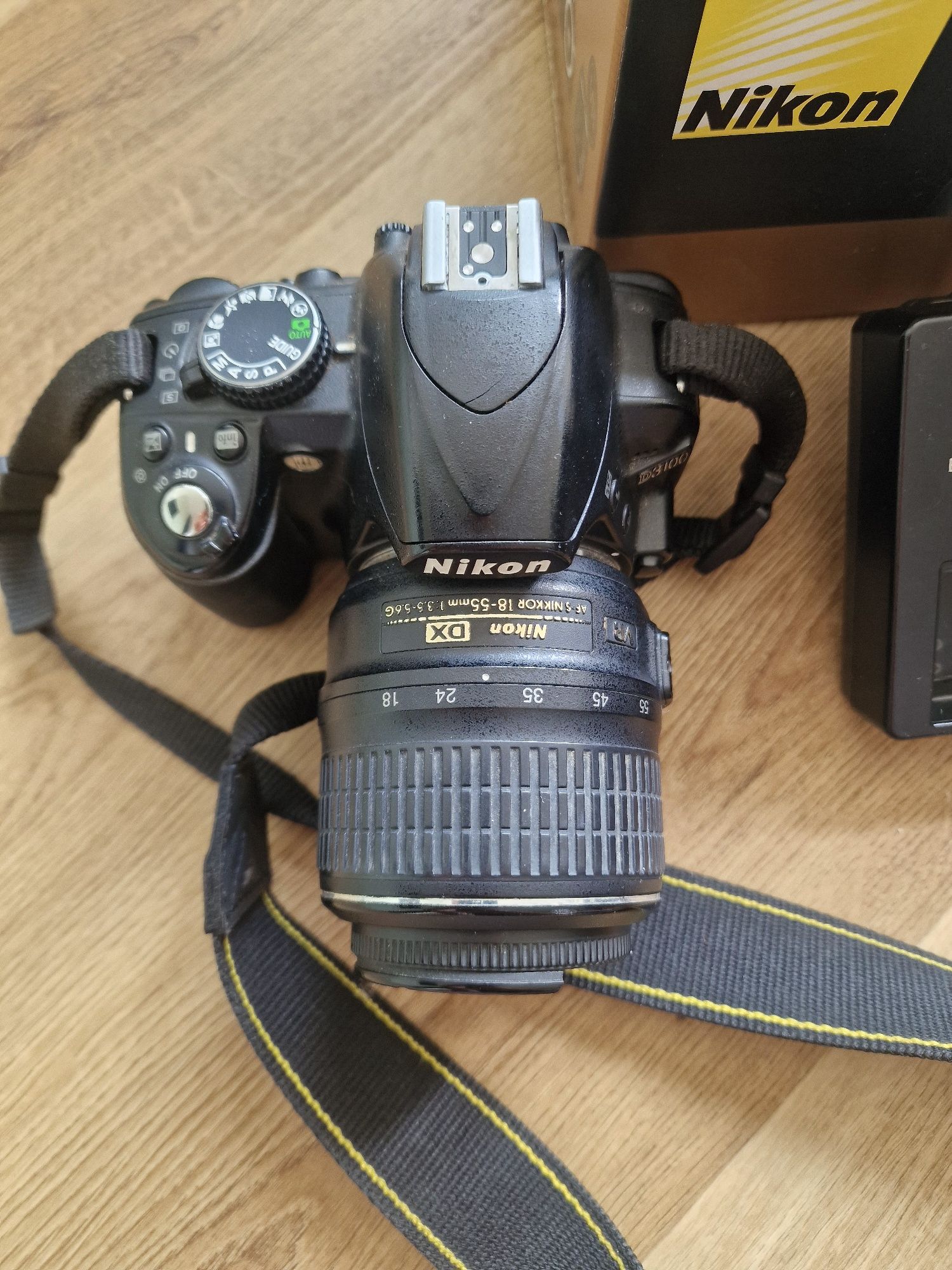 Lustrzanka Nikon D3100