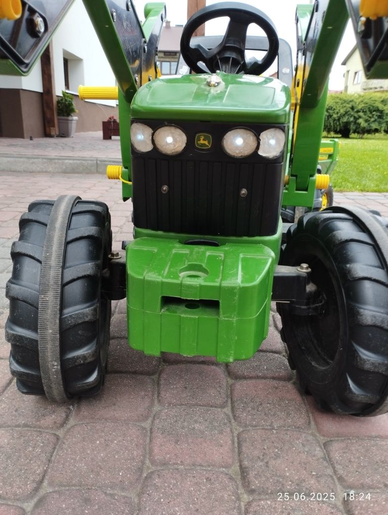 Traktor John Deere 7930, przyczepka, łyżka
