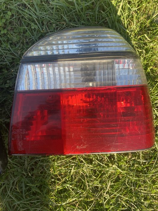 Продам задні фари