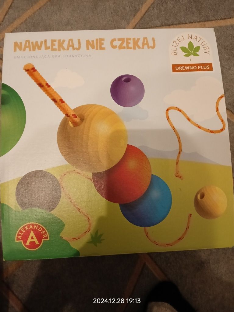 Gra planszowa dla dzieci - Nawlekaj nie czekaj
