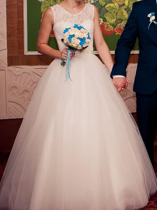 Весільна сукня 44-46 р