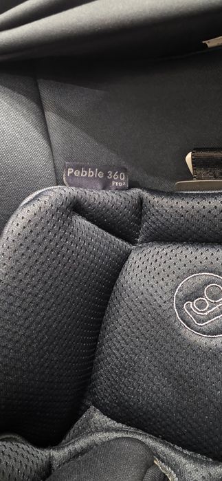 Автокрісло для малюків Maxi-Cosi Pebble 360 pro 2