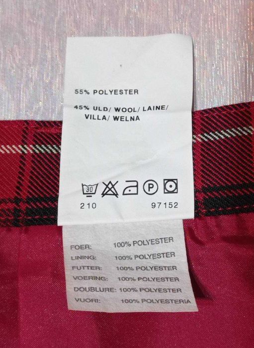 Шикарная яркая юбка-шотландка, 45% шерсти (Англия).