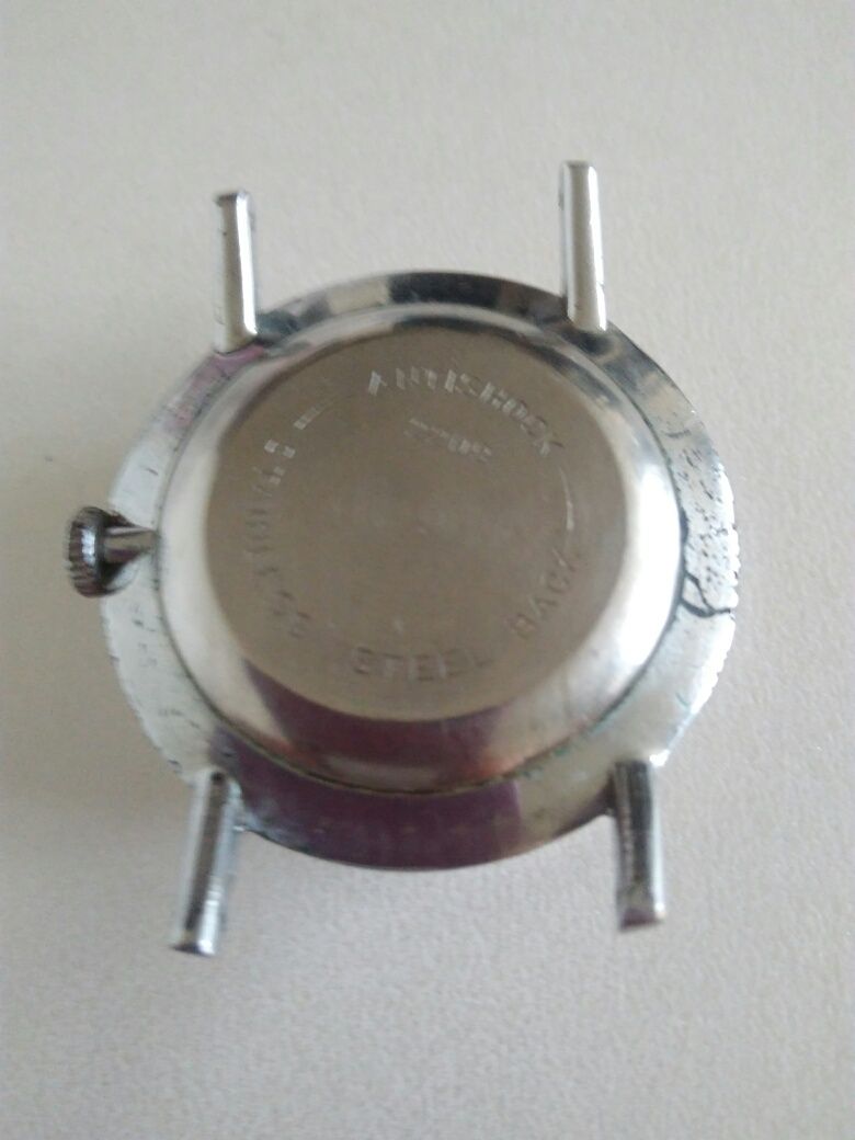 Zegarek mechaniczny Vostok.