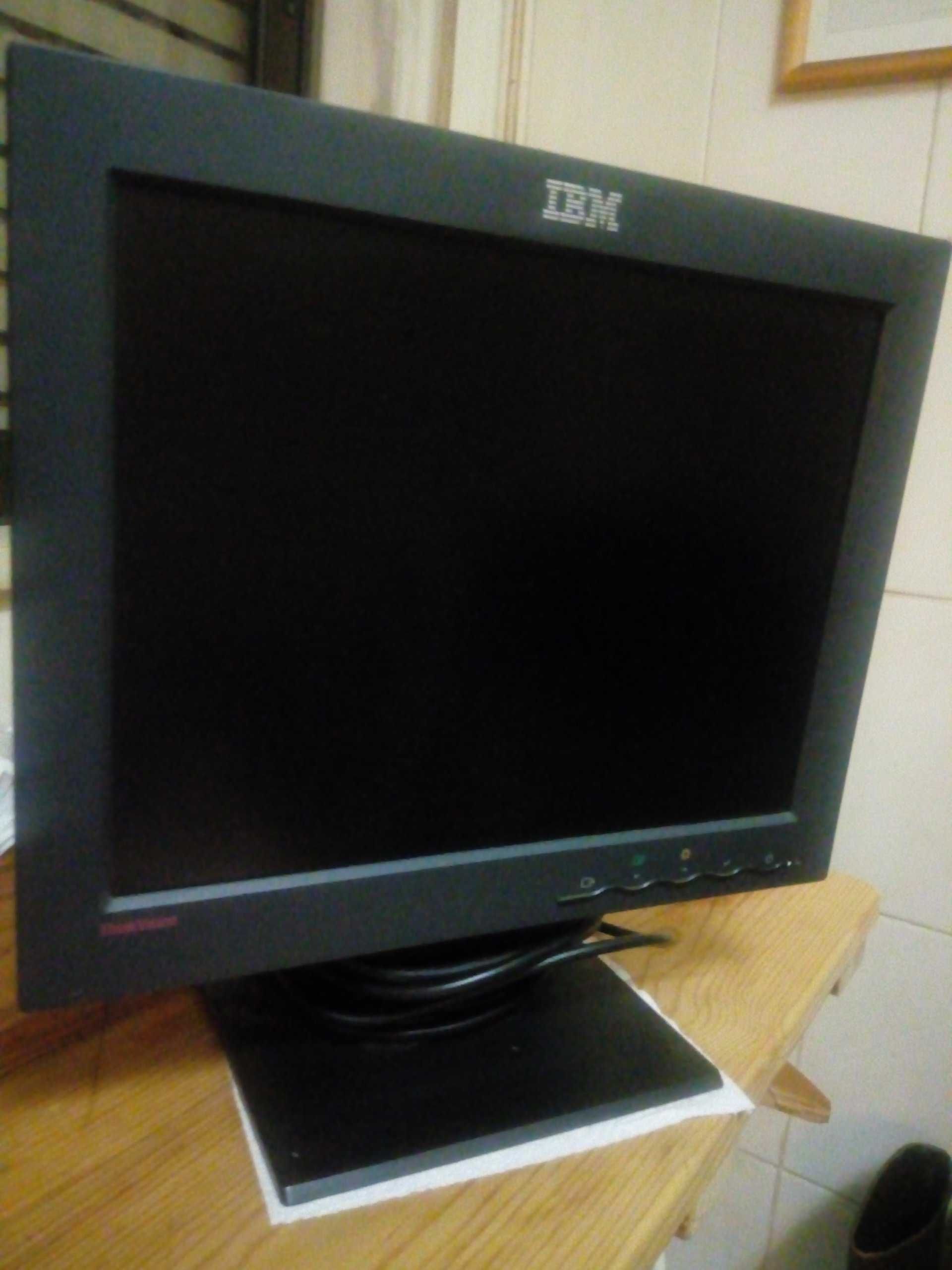 Monitor IBM Thinkvision L150 - LCD/TFT 15 - Testado