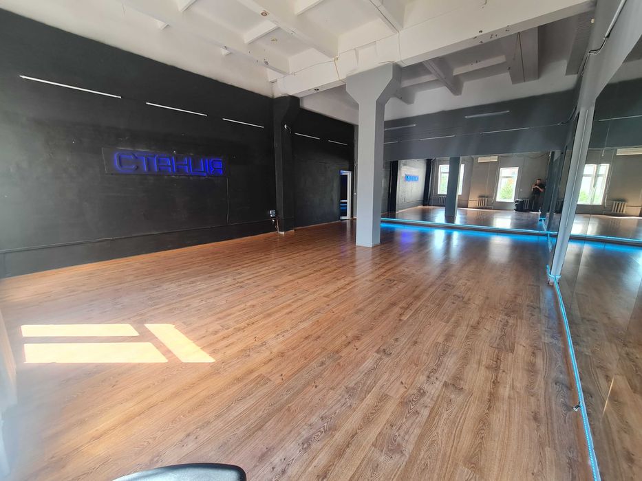 70 кв.м. Аренда зала для семинаров, тренингов, конференций м. Минская