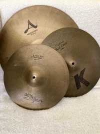 Zildjian (A series ride 20", K Custom 16" e New Beat 14")