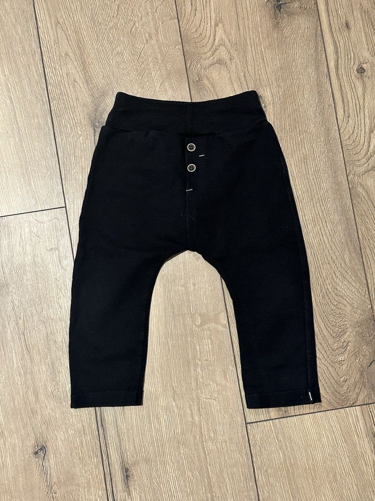 Czarne spodnie legginsy Mrofi